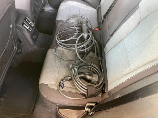 VOLVO XC40 1.5 T4 RECHARGE PLUG-IN HYBRID AUTOMATICO