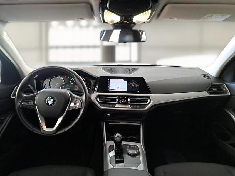 BMW 318 Business Advantage Touring Autom.