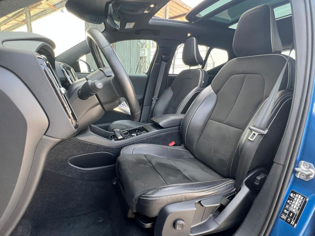 Volvo XC40 D3 R-design