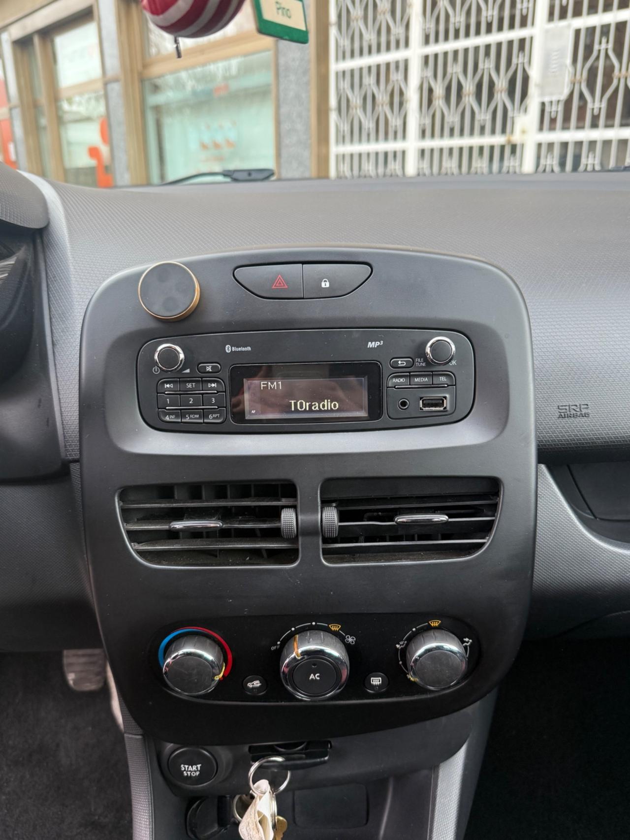 Renault Clio 1.2 75CV 5 porte Live