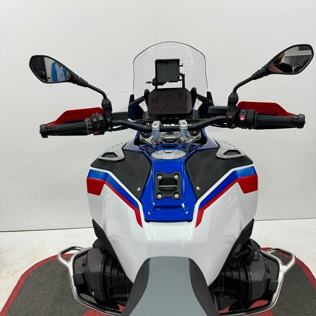 BMW R 1300 GS Adventure Trophy TUA DA 260eu