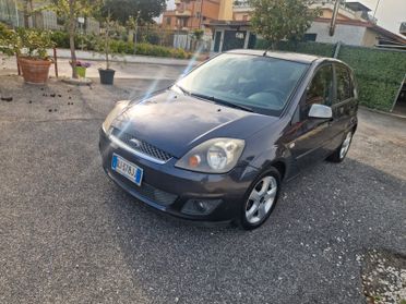 Ford Fiesta 1.2 16V 5p. Ghia