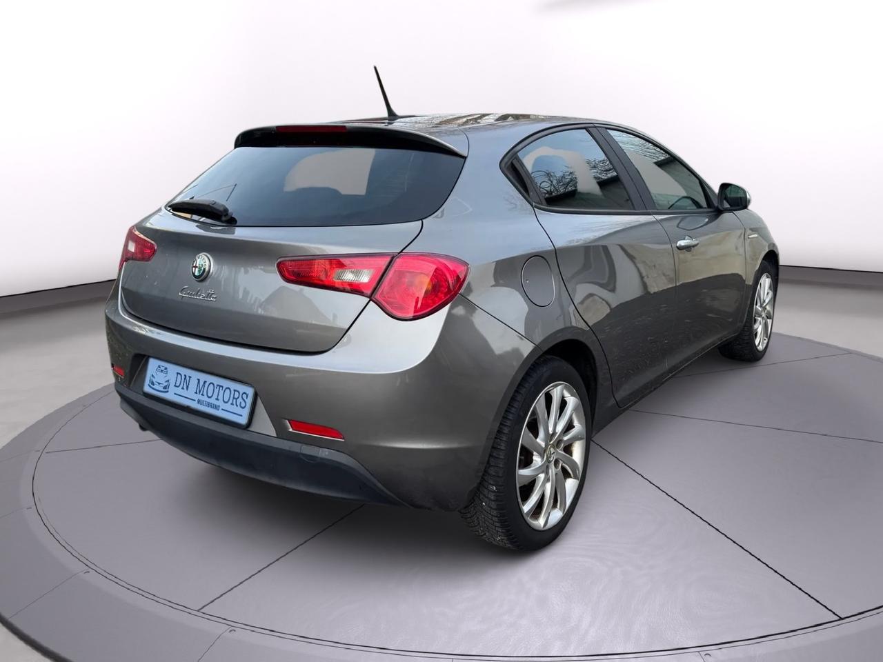 Alfa Romeo Giulietta 1.4 benzina/gpl 2014 neo patentati