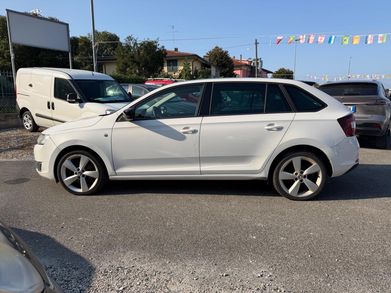 Skoda Rapid 1.6 TDI CR 105 CV StylePlus