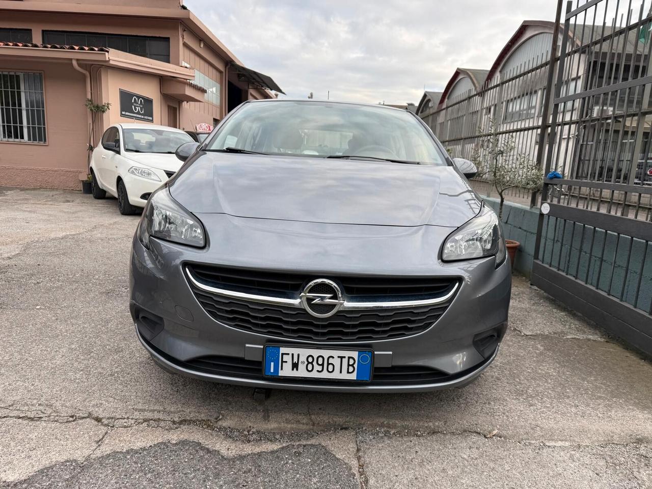 Opel Corsa 1.4 90CV GPL Tech 5 porte 120 Anniversary