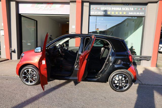SMART ForFour 70 1.0 twinamic AUTOMATICA Passion PanoramaTEL USB