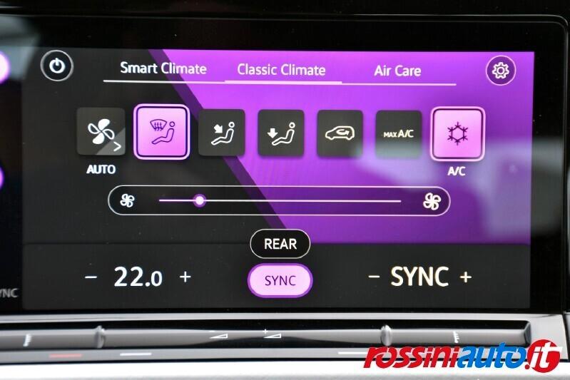 VOLKSWAGEN GOLF 8 2.0 TDI 116 CV LIFE + R17 VENTURA LOUNGE PACK