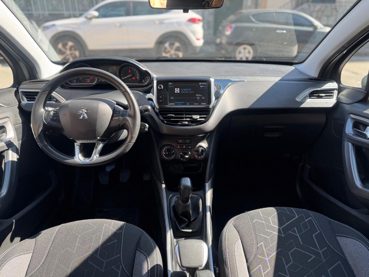 Peugeot 2008 PureTech 82 S&S Allure