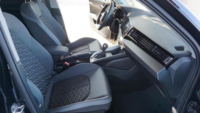 AUDI A1 SPB 30 TFSI S-Tronic Identity Black