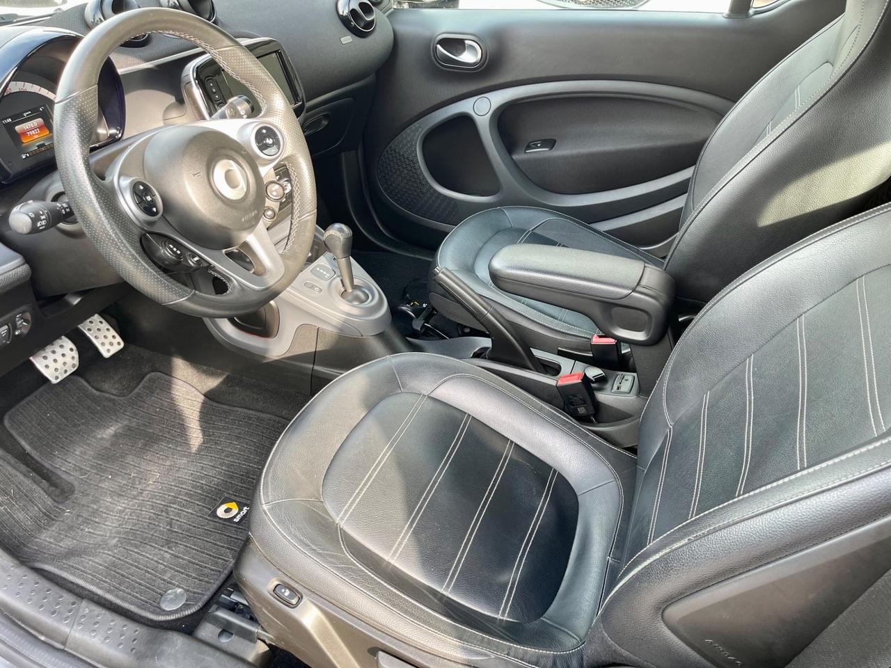 Smart ForTwo 70 1.0 twinamic allestimento brabus