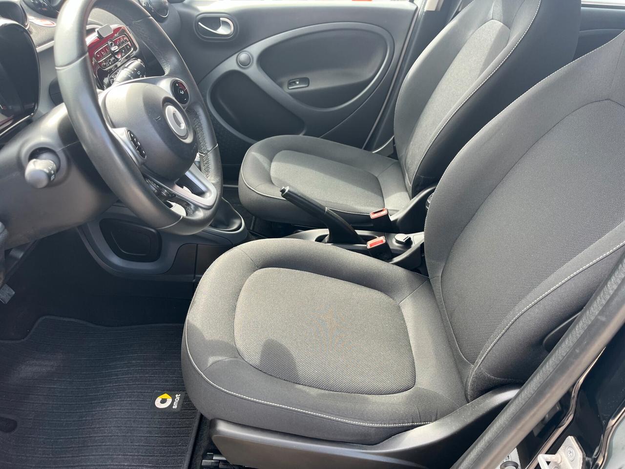Smart ForFour 1.0 Passion 70 cv - Neo Patantati