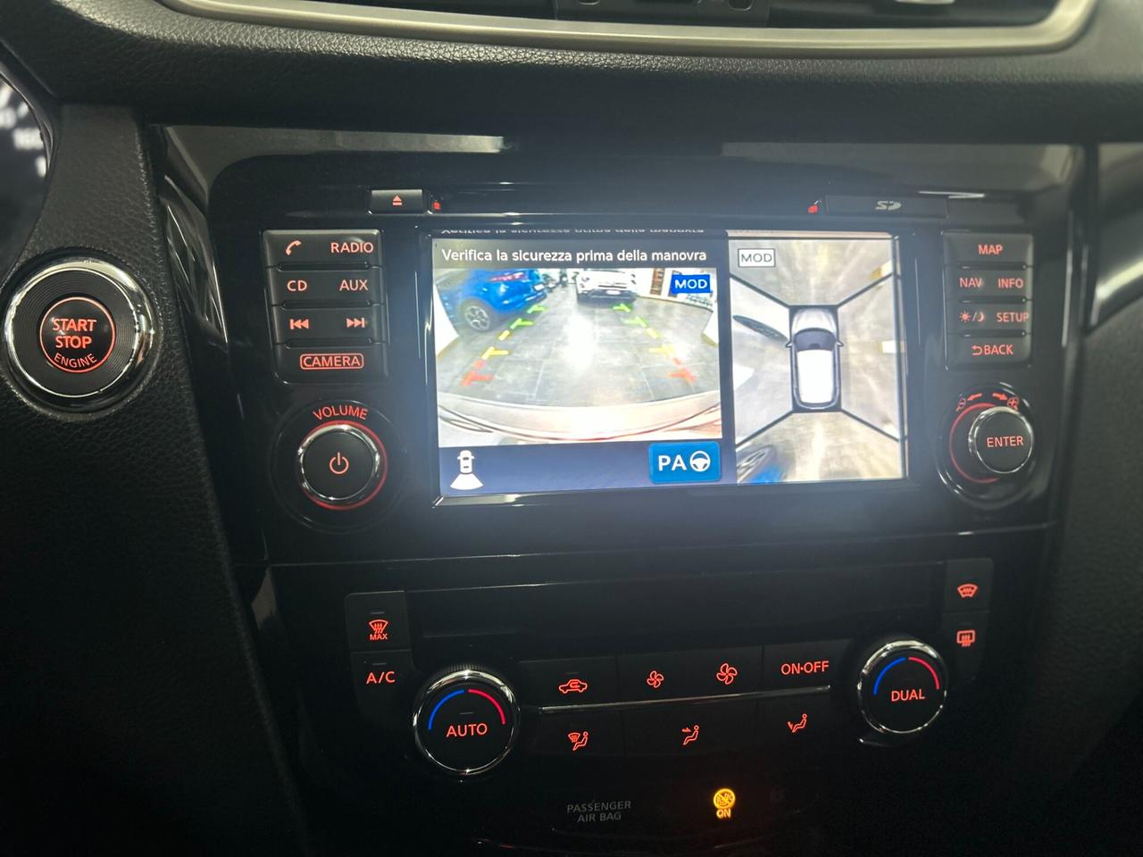 Nissan Qashqai 1.6 dCi 130 cv 4WD Premier Limited Edition