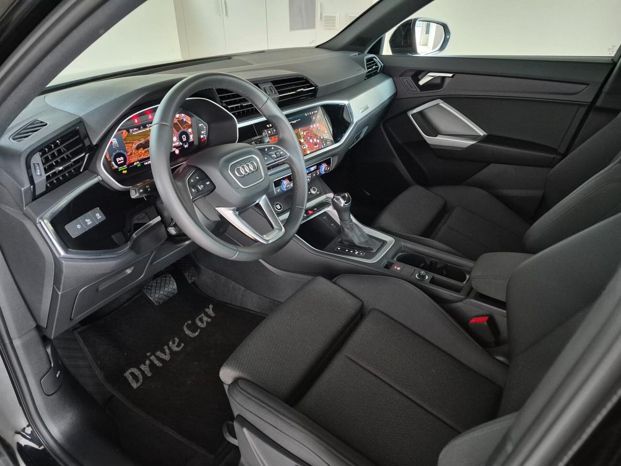 Audi Q3 SPB 1.5 TFSI S LINE S-TRONIC LED NAVI BLACK PACK APPLE CAR PLAY/ANDROID AUTO C.18" ACC SED. SPORT RISC. VIRTUAL COCKPIT