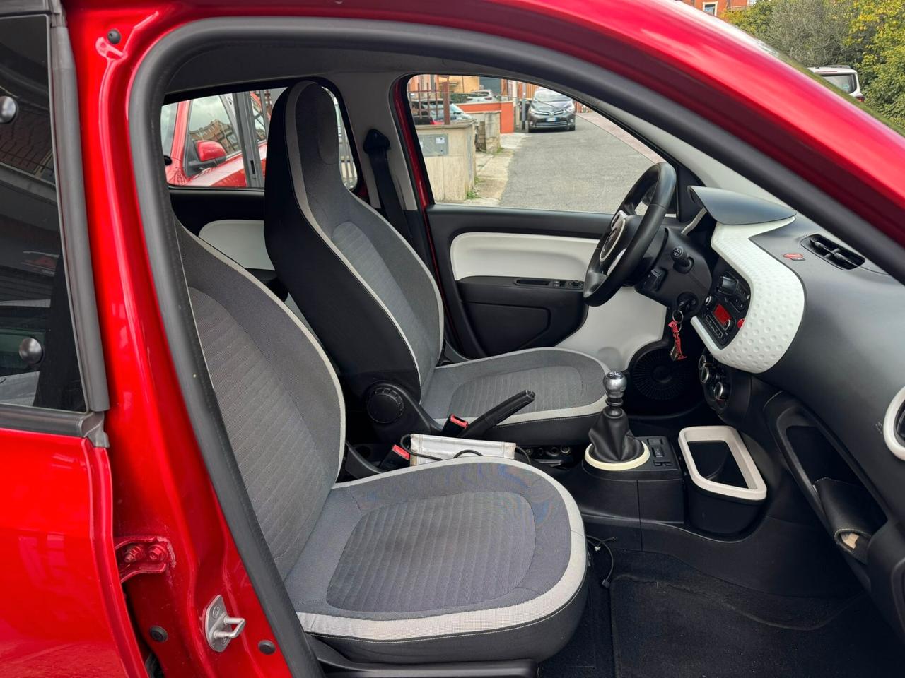 Renault Twingo TCe 90 CV GPL La Parisienne