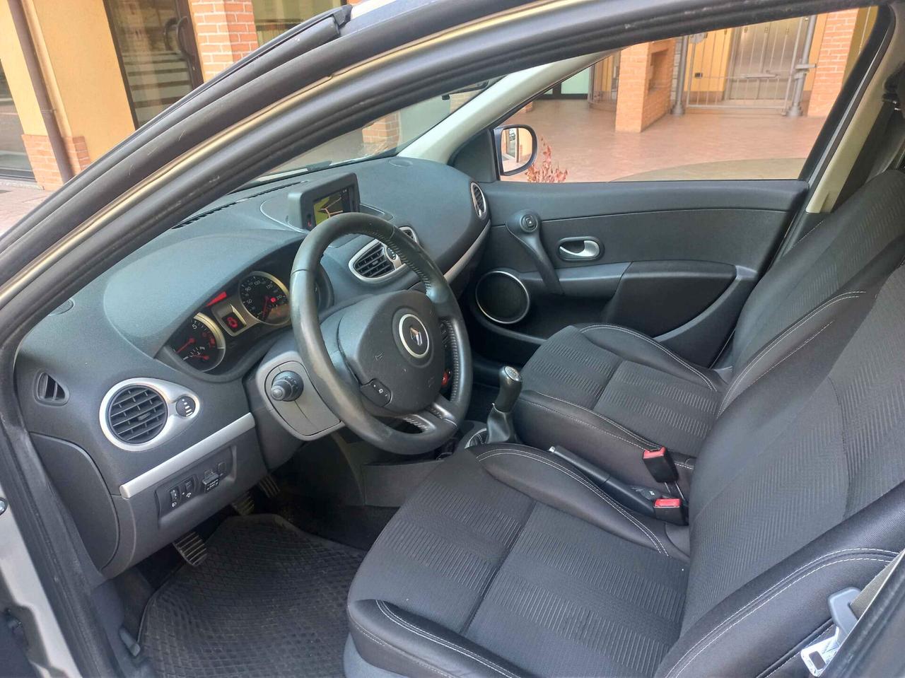 Renault Clio 1.2 16V 5 porte GPL Dynamique