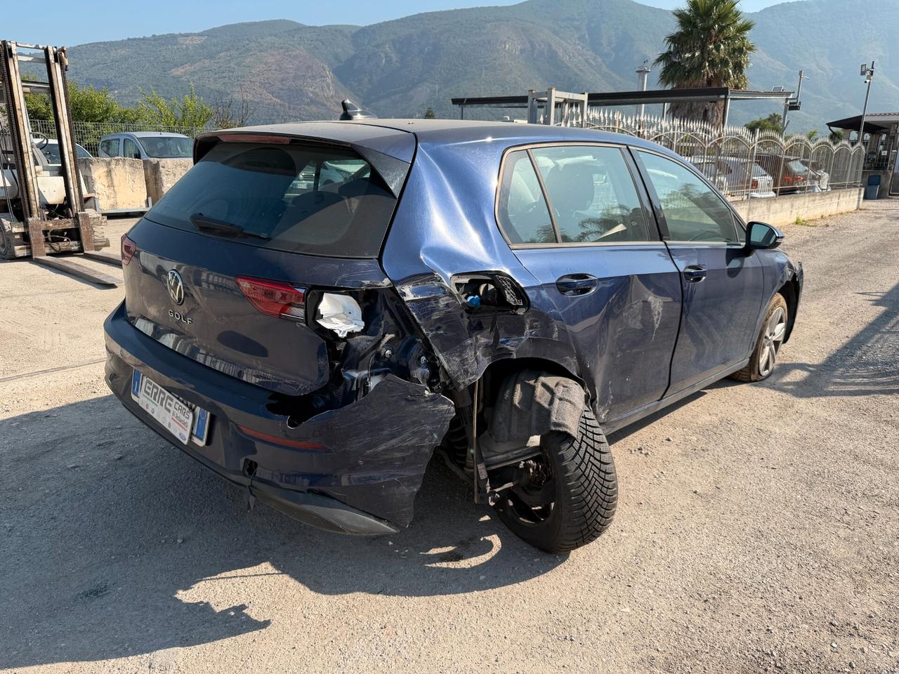 VOLKSWAGEN GOLF 2021 2.0 TDI 116 CV DSG *SINISTRATA