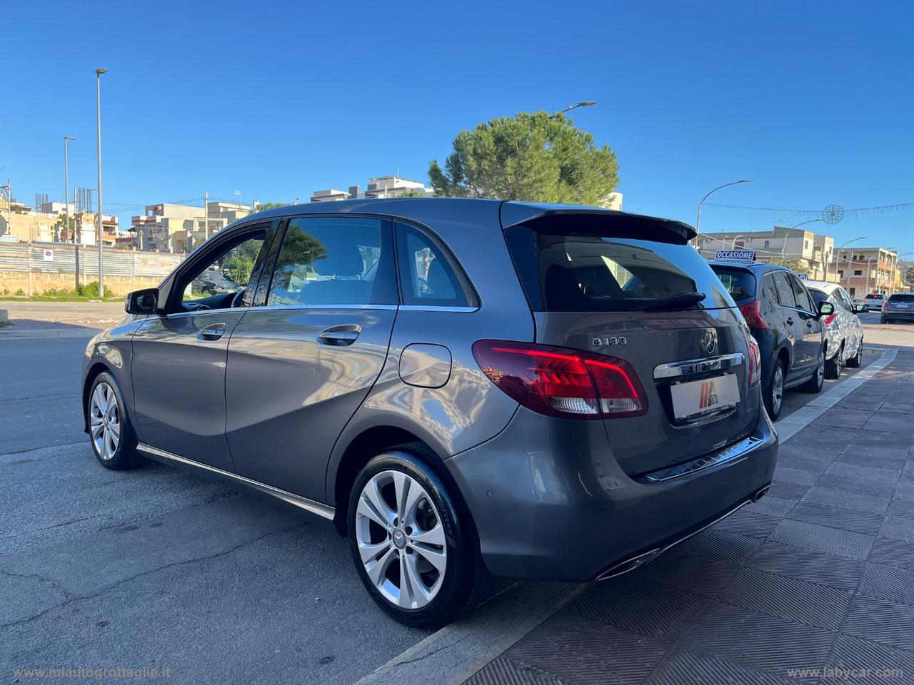 MERCEDES-BENZ B 180 d Sport