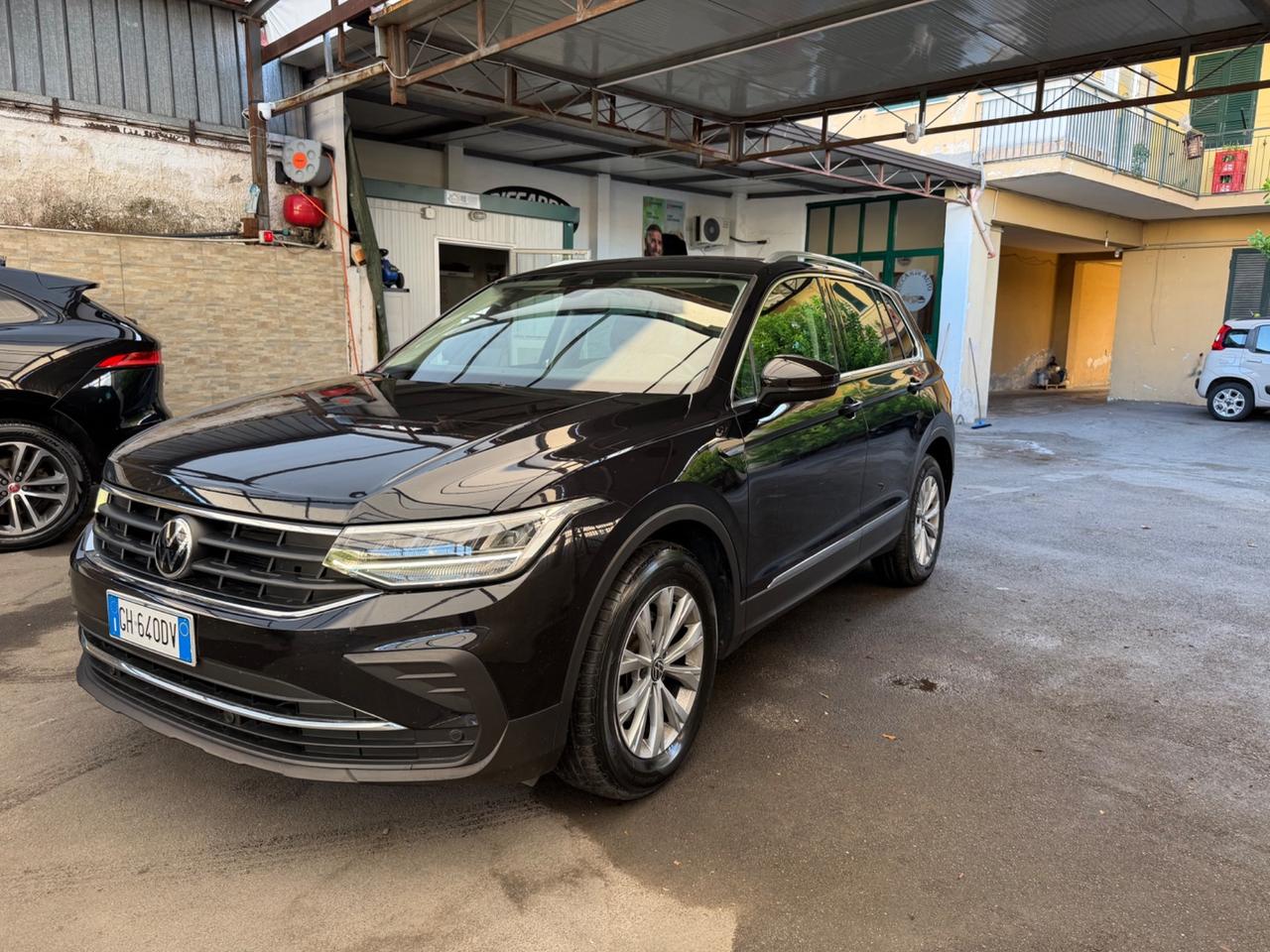 Volkswagen Tiguan 2.0 TDI 150 CV 2021