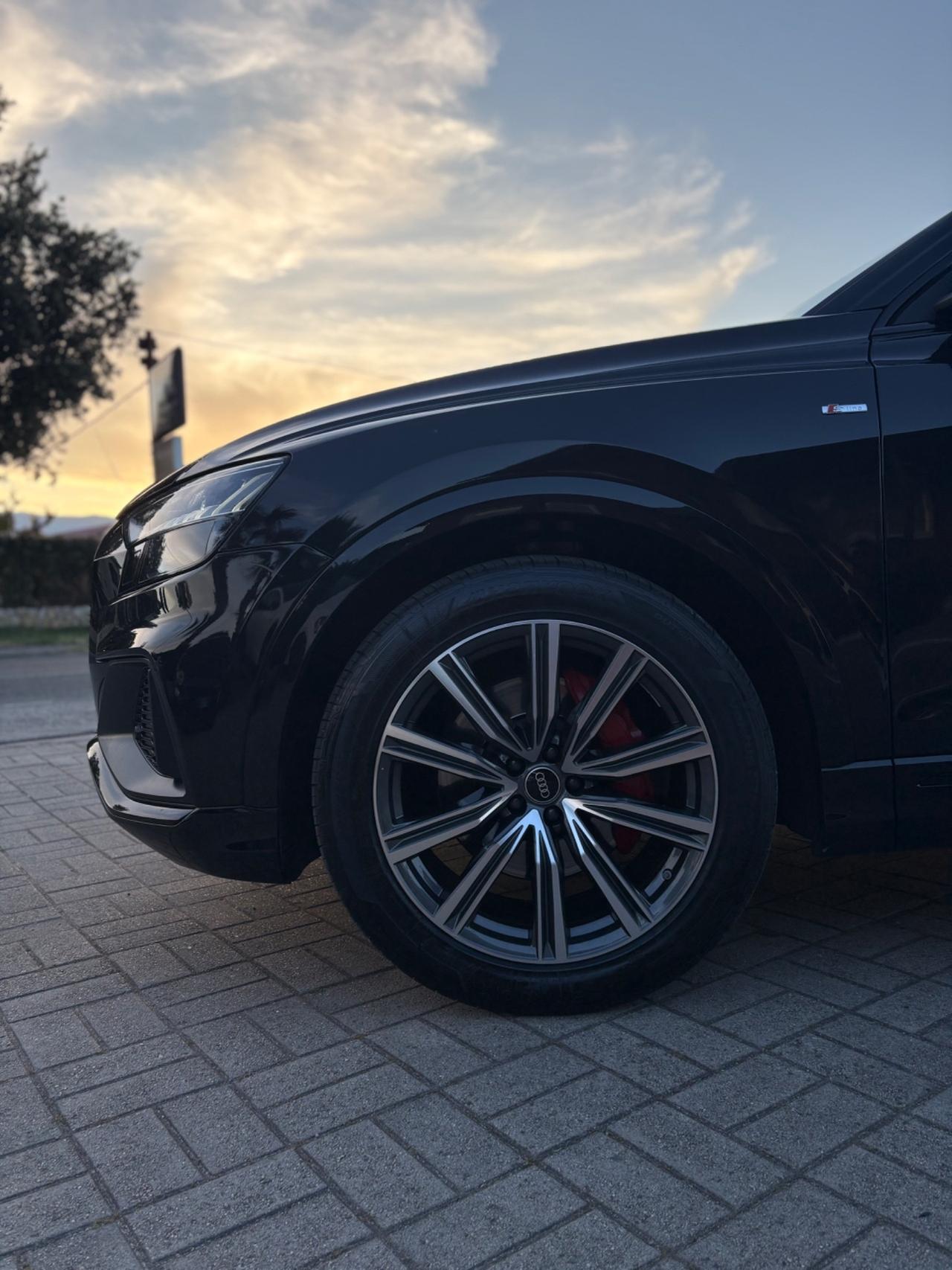 Audi Q8 50 TDI 286 CV quattro tiptronic Sline