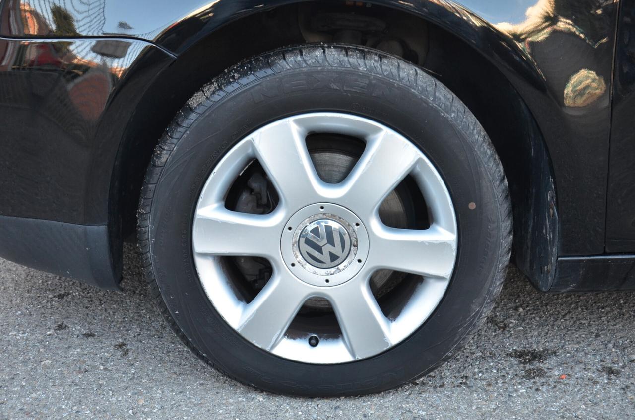 Volkswagen Touran 2.0 TDI 136CV Highline