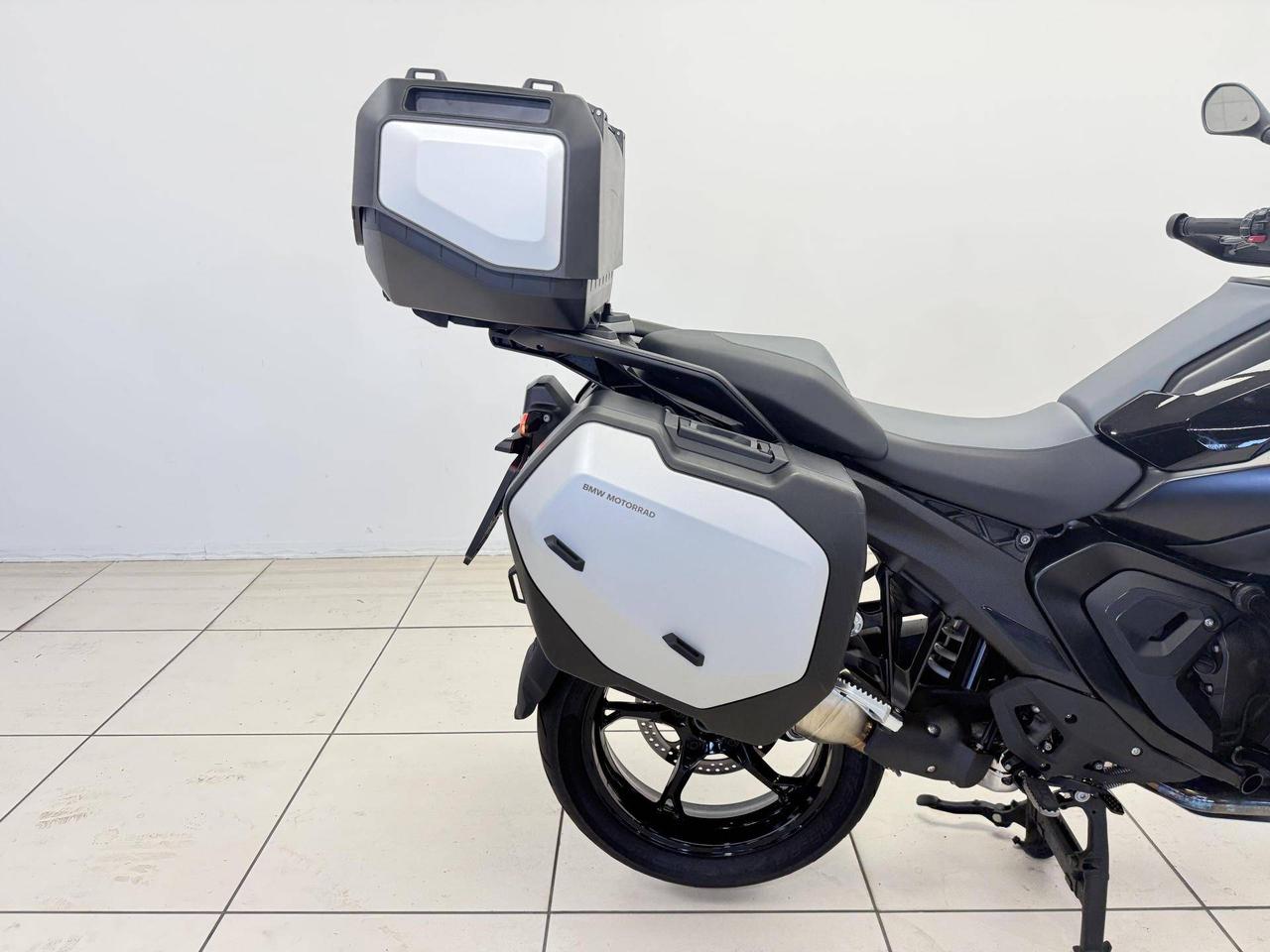 BMW R 1300 GS Triple Black