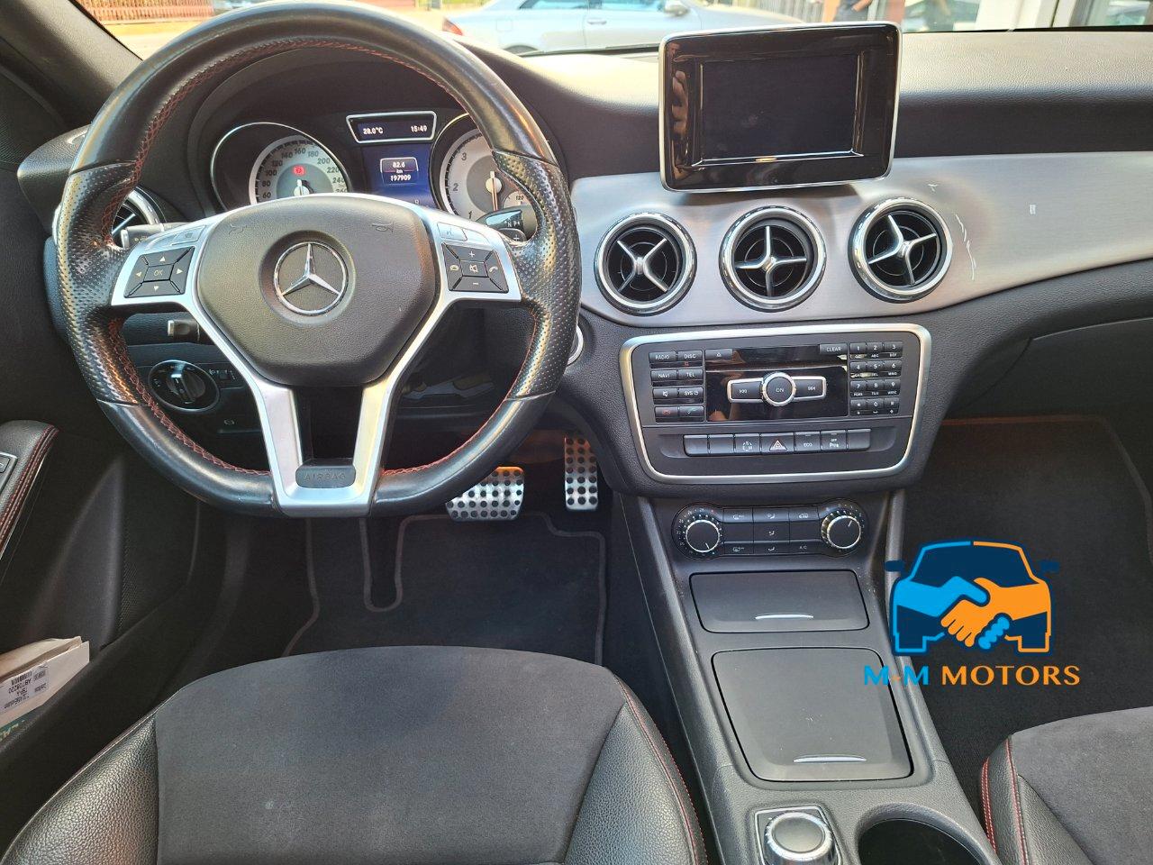 Mercedes GLA 180 Premium 4matic auto UNICO PROPRIETARIO