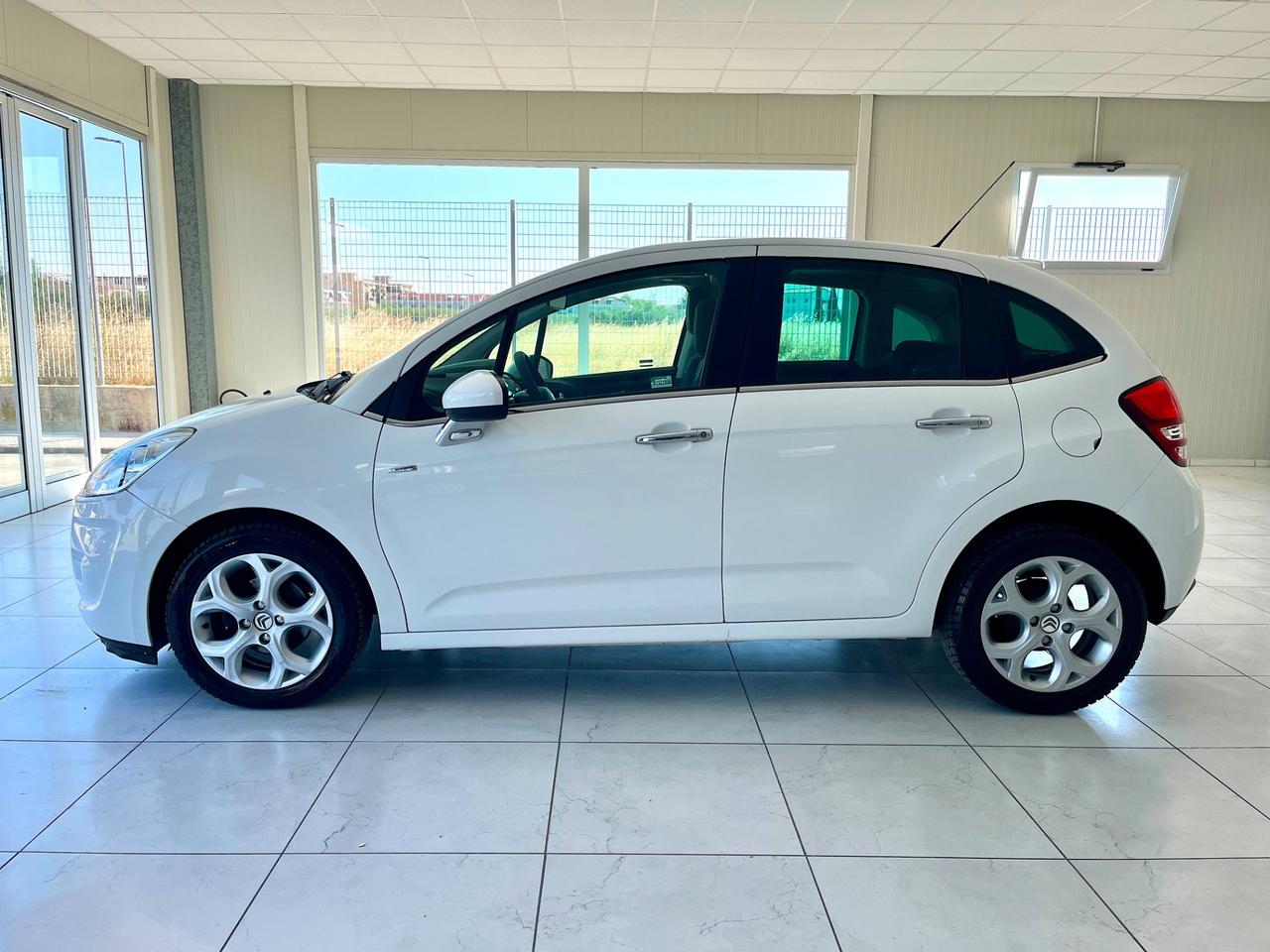 Citroen C3 1.4 HDi 70 Exclusive Full