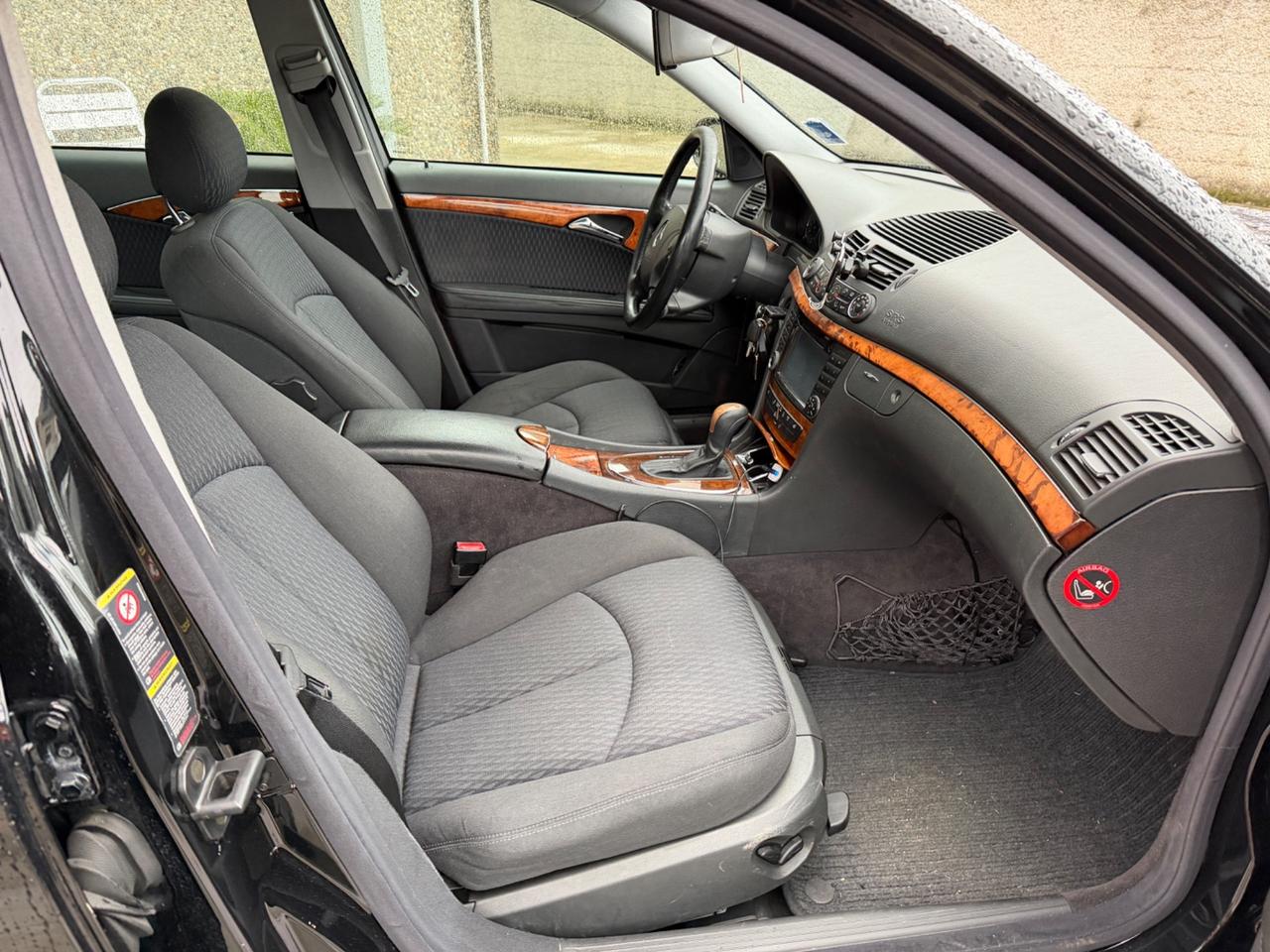 MERCEDES-BENZ E220 CDI 150CV AUTOMATICO GANCIO TRAINO