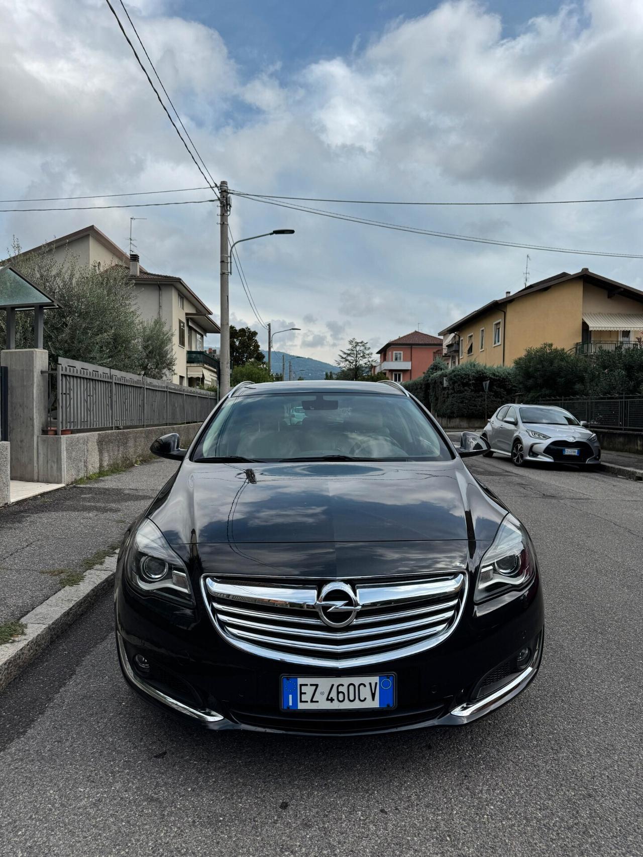 Opel Insignia 2.0 CDTI Sports Tourer INTERNI PELLE