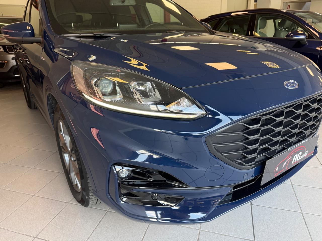 Ford Kuga 2.5 Full Hybrid 190 CV CVT 2WD ST-Line
