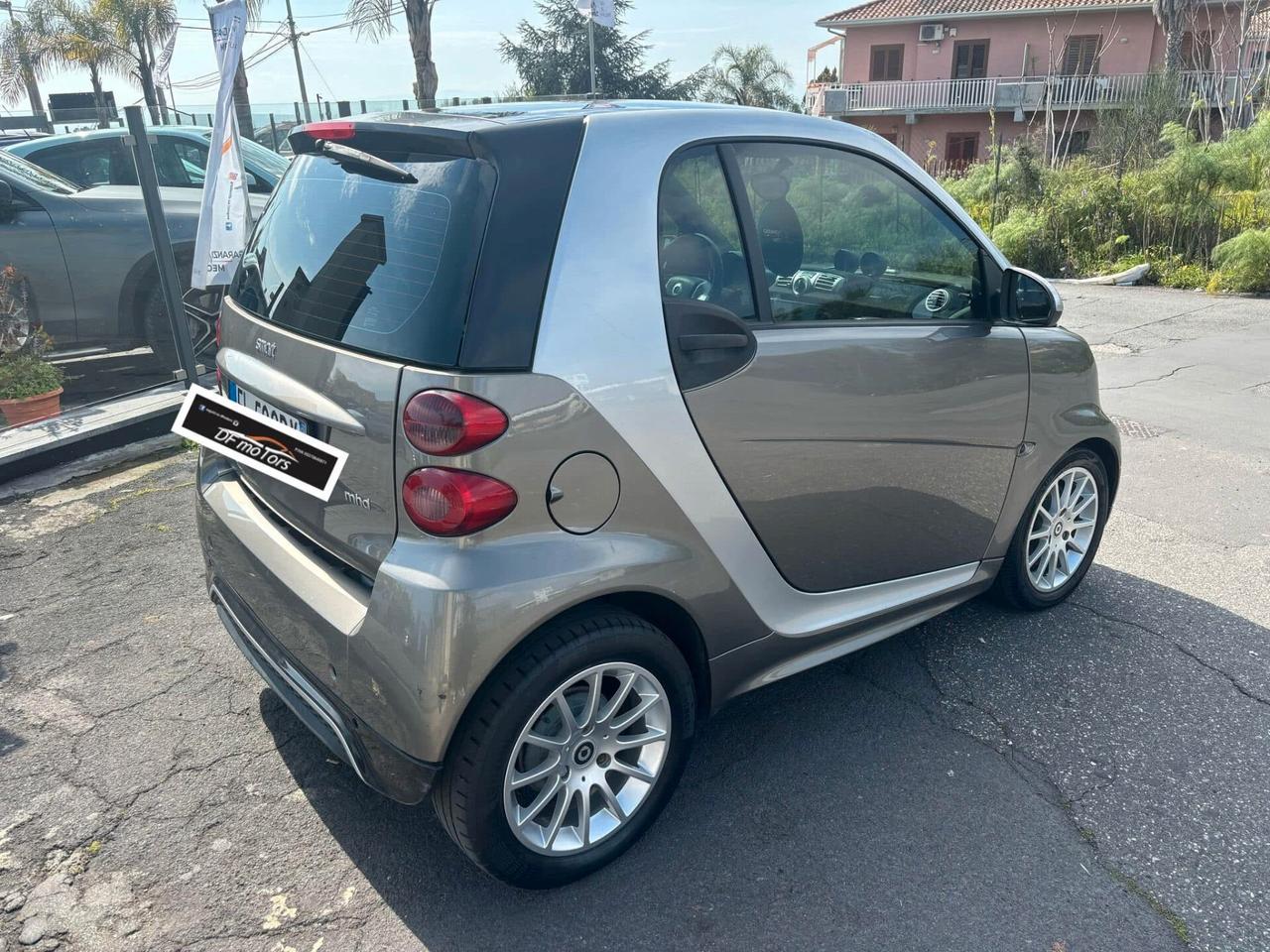 Smart ForTwo 1000 52 kW coupé passion-2012