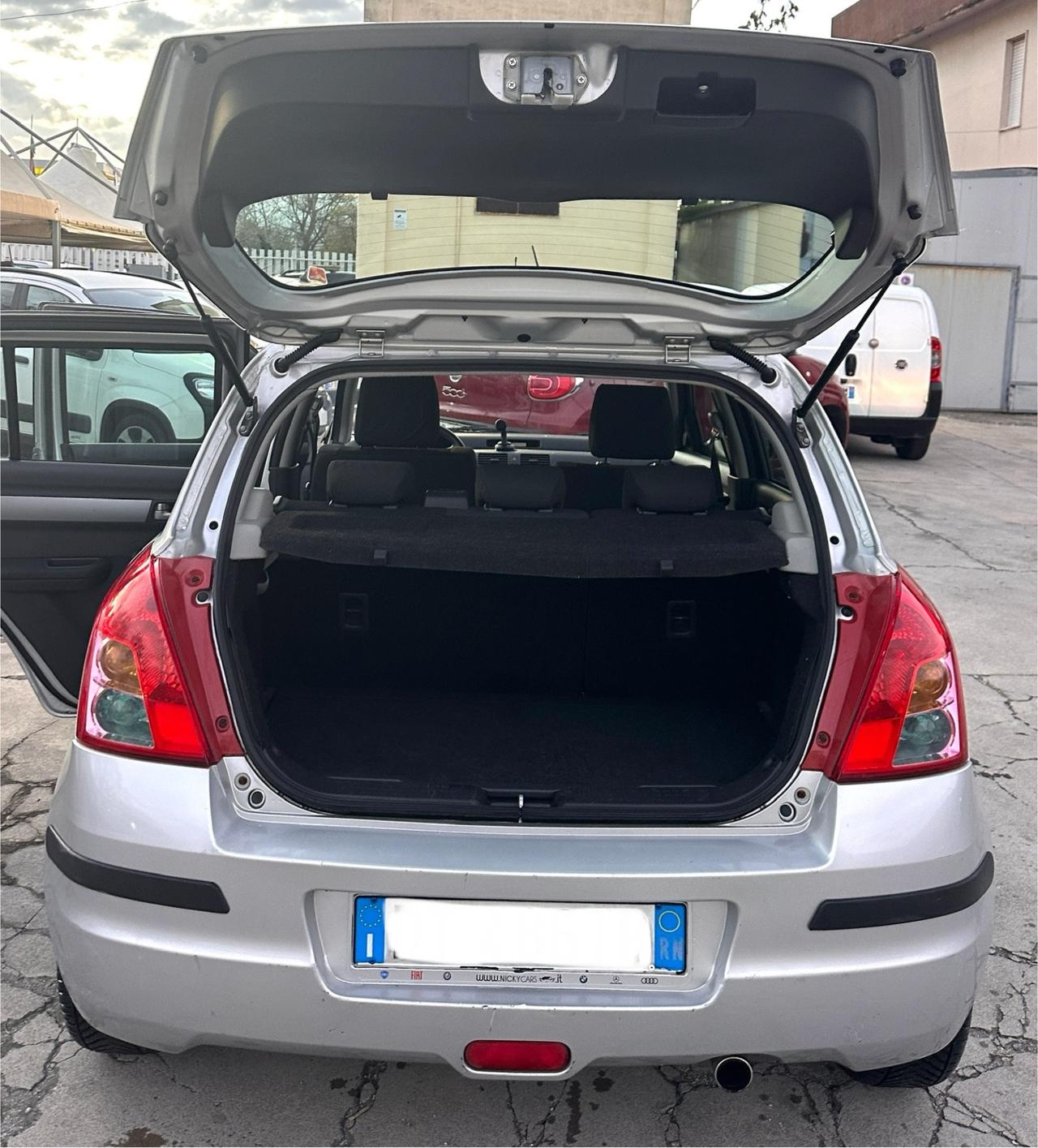 Suzuki Swift 1.3 DDiS 75CV GL Safety Pack