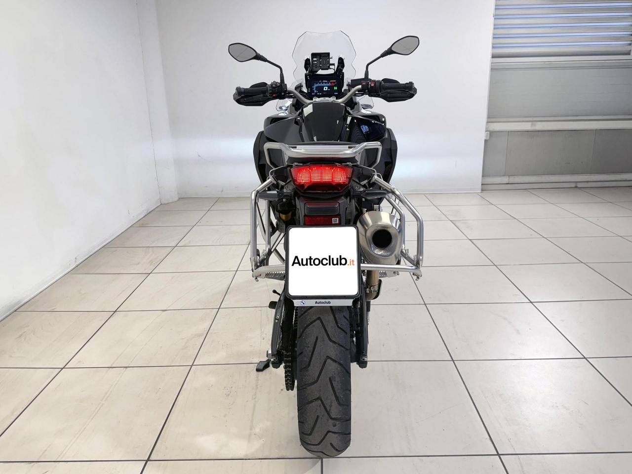 BMW F 900 GS Adventure Ride Pro