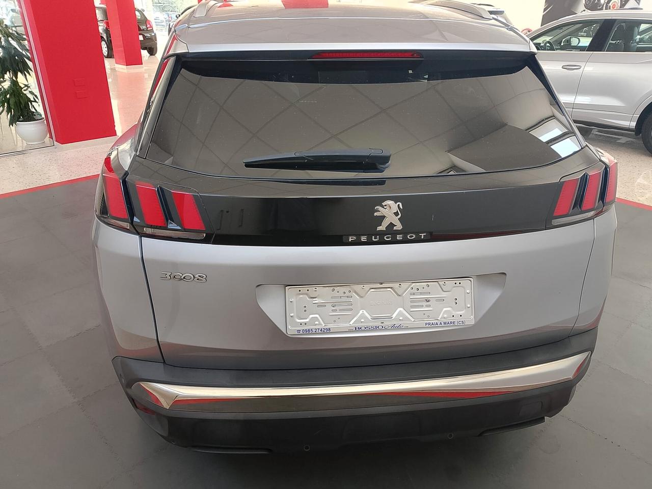 Peugeot 3008 BlueHDi 130 S&S EAT8 Allure