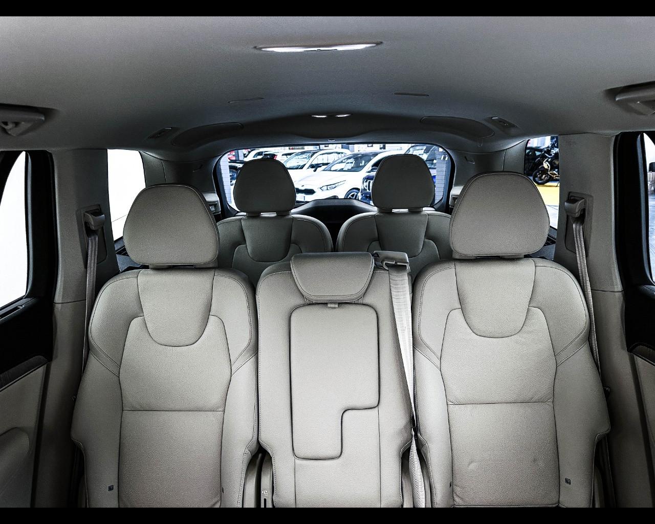 VOLVO XC90 (2014-->) - XC90 B5 (d) AWD automatico 7 posti Plus Bright