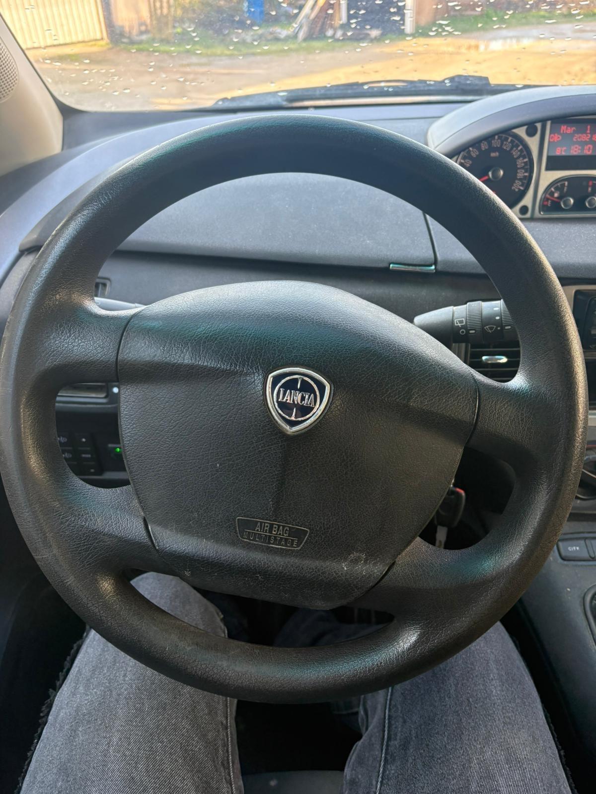 Lancia MUSA 1.4 8V Ecochic (GPL) Gold 2012 207.000 KM