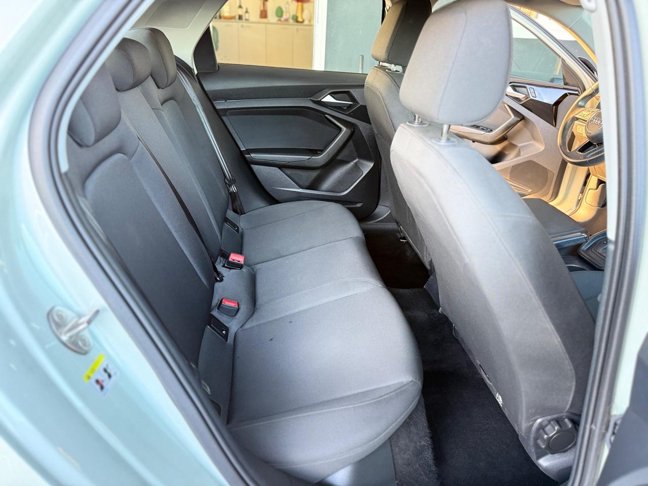 Audi A1 allstreet 30 TFSI Identity Contrast