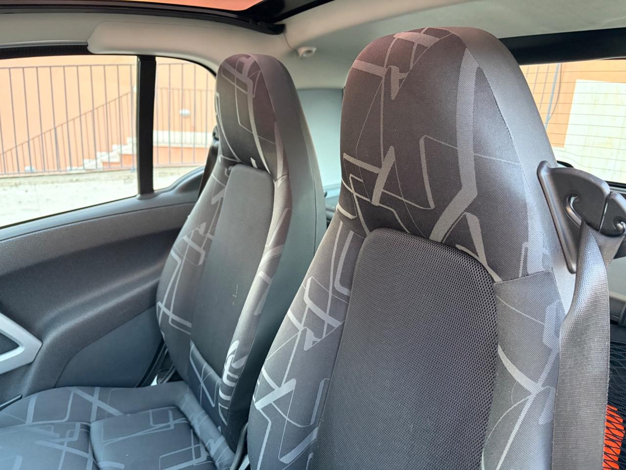 Smart ForTwo 1.0 benz ideale per neopatentati