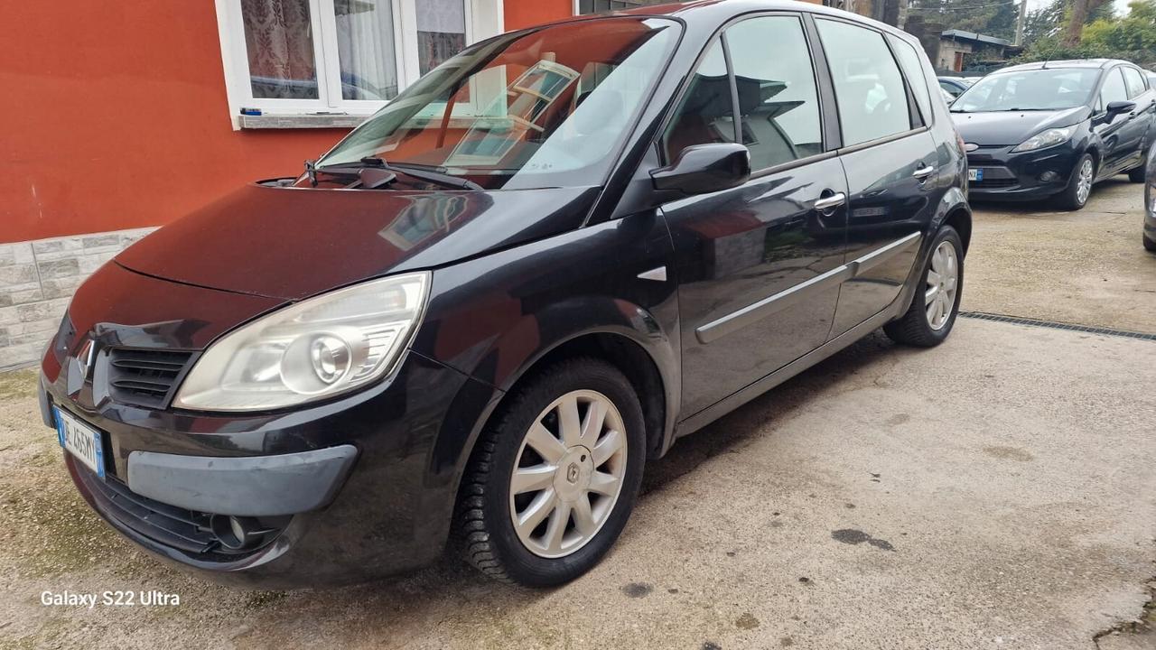 Renault Scenic Scénic 1.5 dCi/105CV Luxe neop