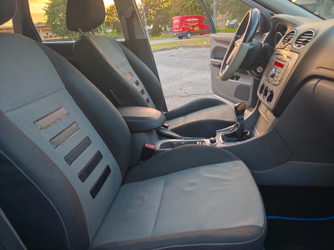Ford Focus 1.6 TDCi neopatentati titanium