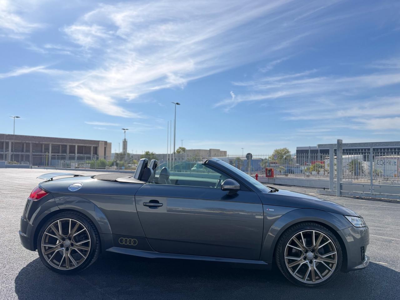 Audi TT Roadster 2.0 TDI ultra S line