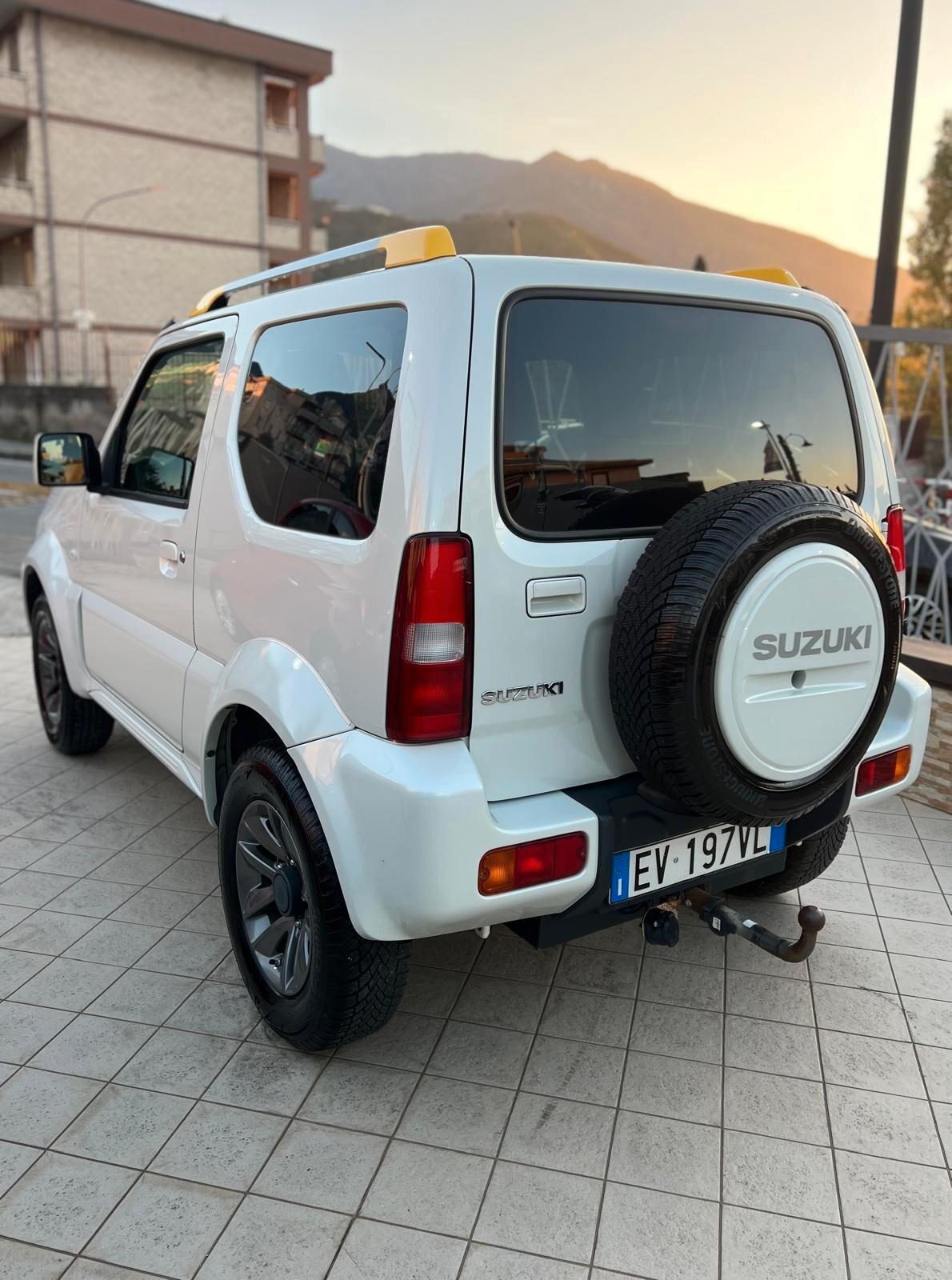 Suzuki Jimny 1.3 4WD Evolution Plus GPL | Gancio traino | 04/2014