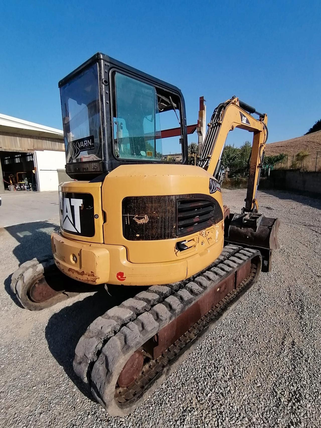 ESCAVATORE CATERPILLAR 305C