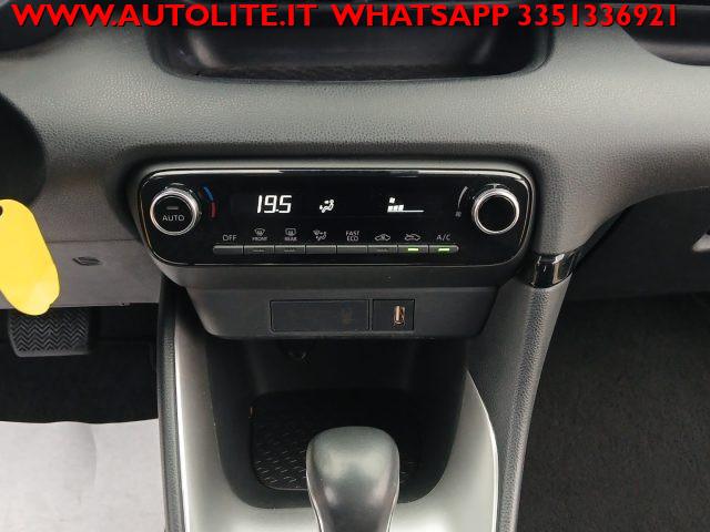 TOYOTA Yaris 1.5 Hybrid 5 porte Business