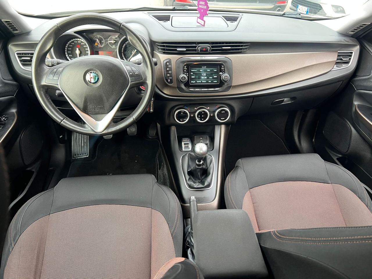 Alfa Romeo Giulietta 1.6 JTDm-2 105 CV Exclusive