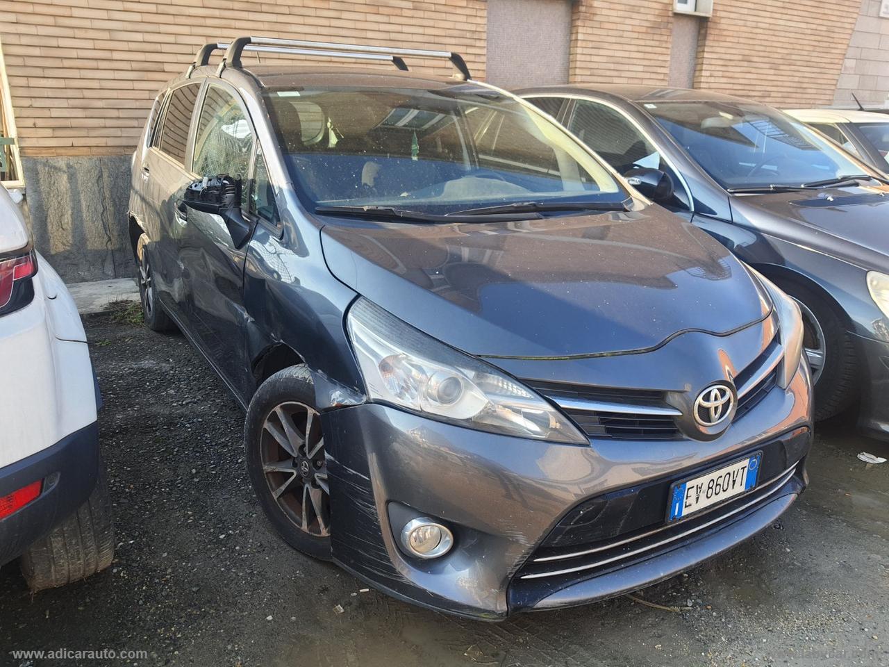 TOYOTA Verso 1.6 D-4D 7 posti AUTO NON MARCIANTE