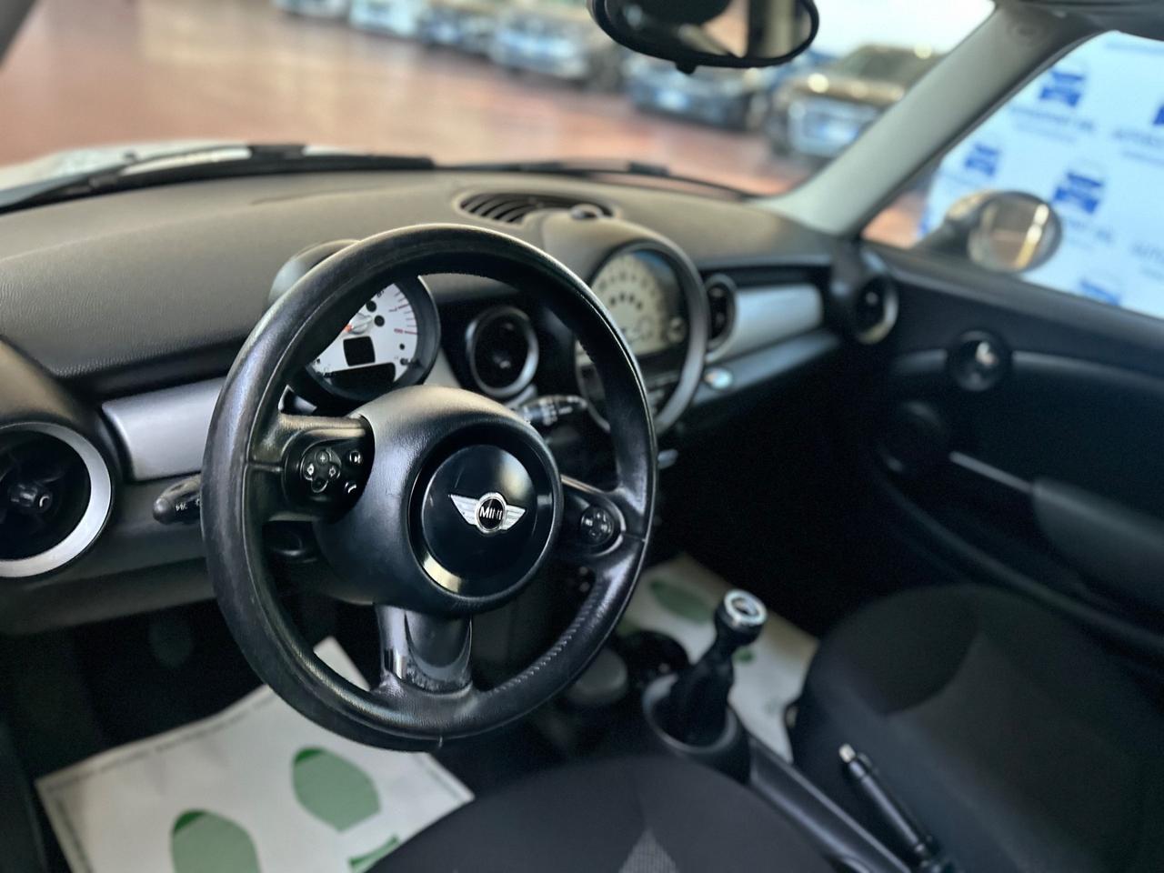 Splendida Mini 1.6benz/2012/ok neopatentati