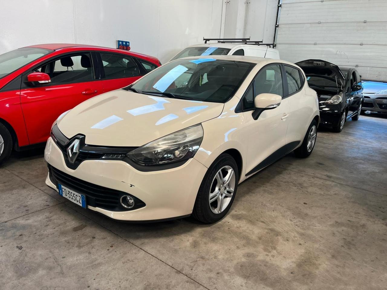 Renault Clio 1.5 dCi 8V 75CV 5 porte Costume National