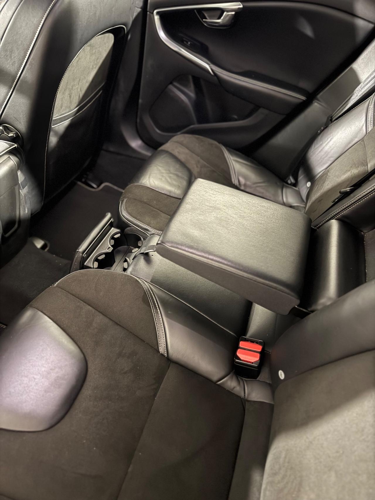 Volvo V40 D2 R-design EURO 6B