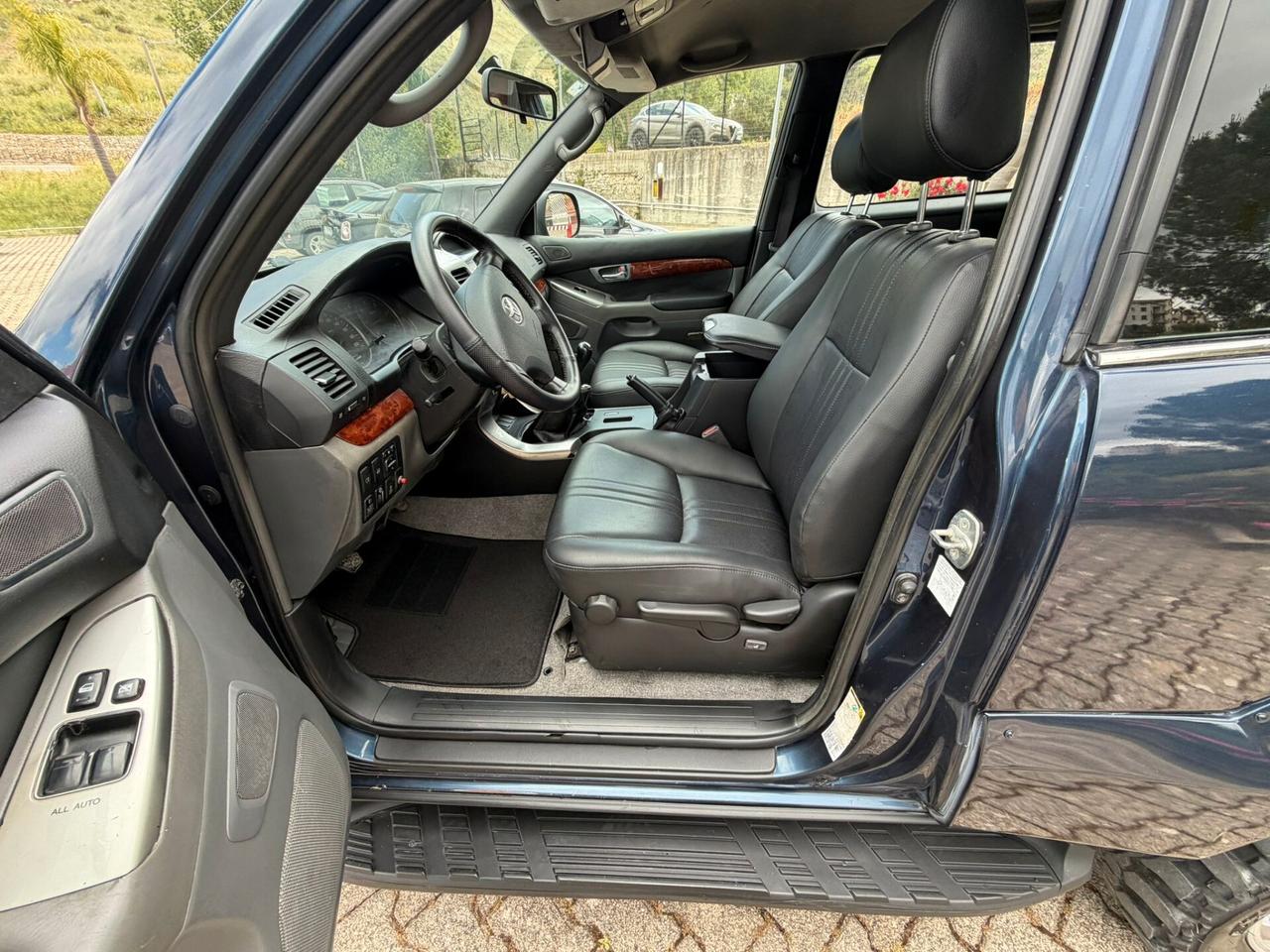 Toyota Land Cruiser 3.0 D-4D 16V cat 5 porte